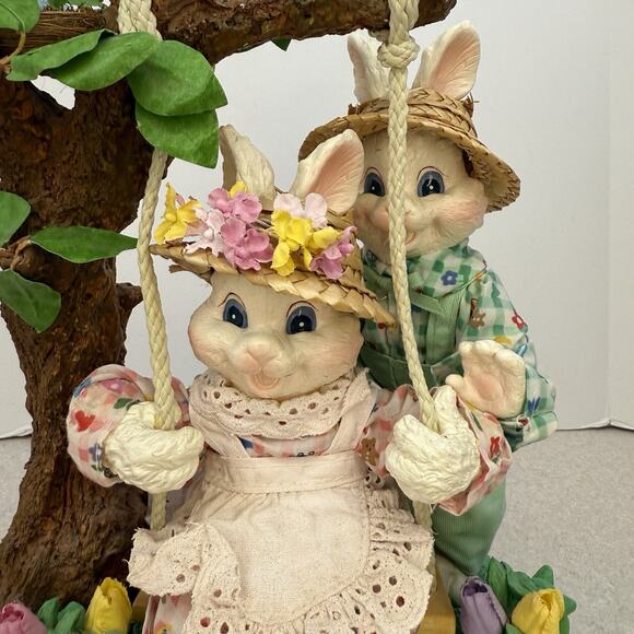 Vintage Fabric Mach's Resin Easter Bunnies Picnic Swinging Set‎ - Picture 11 of 15